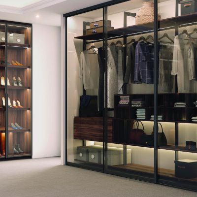 Einbauschrank mit Schiebetüren